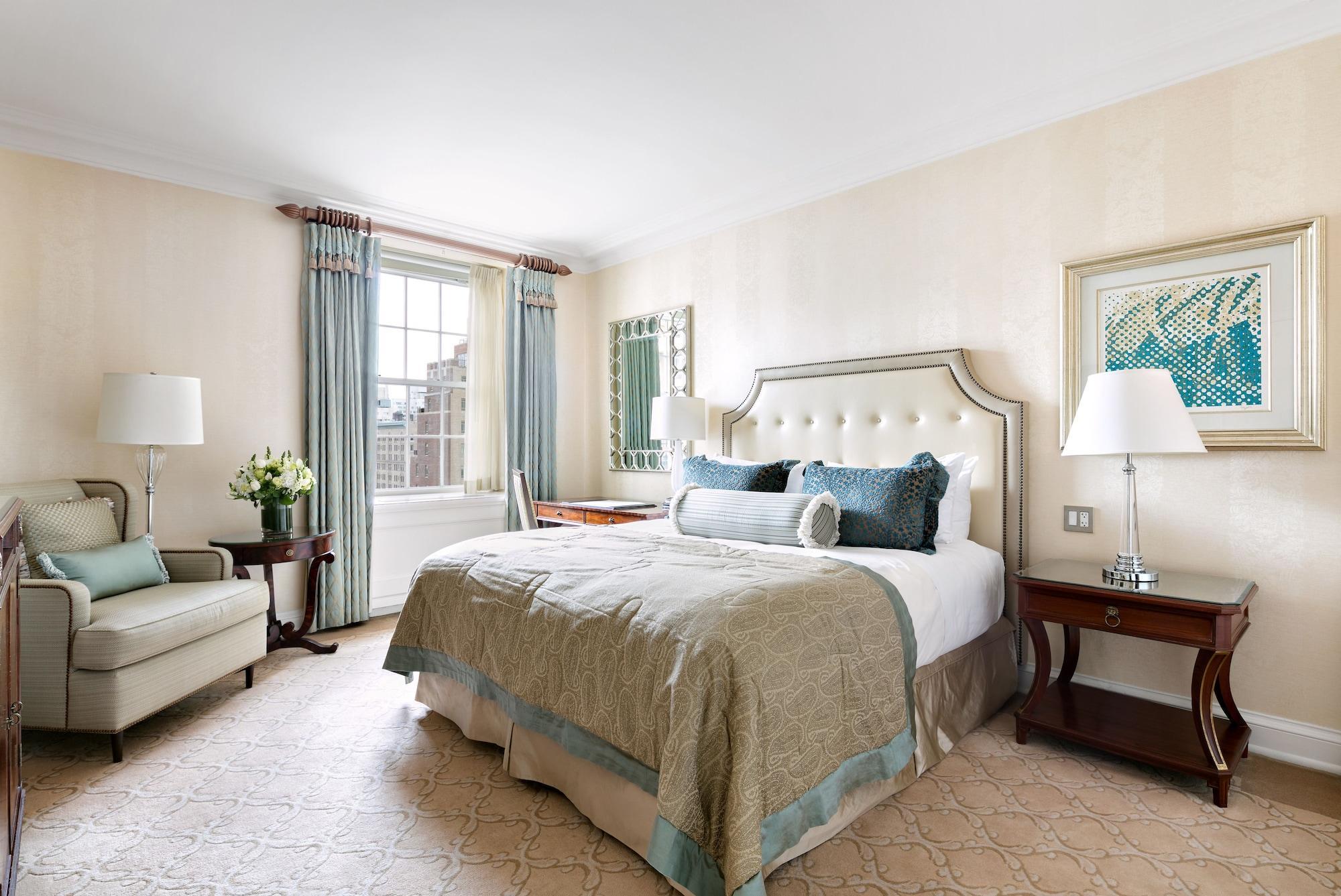 ذا بييير، فندق تاج نيو يورك المظهر الخارجي الصورة A bedroom at the Carlyle